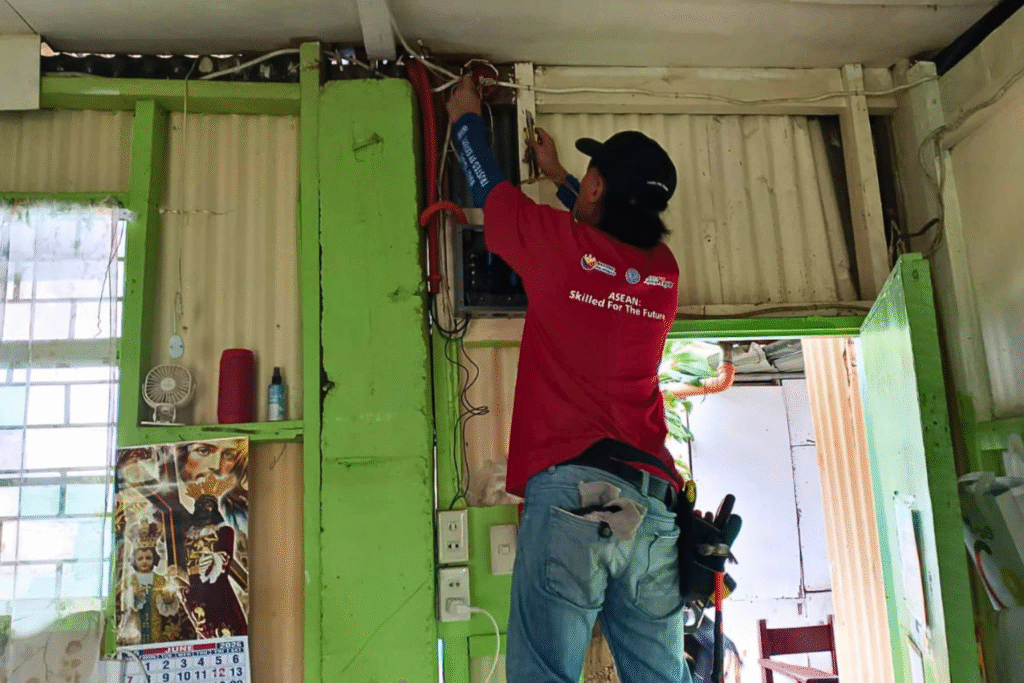 Tech-Voc to the Rescue: TESDA-CSITE Scholars Rewire, Rebuild Public Schools for Brigada Eskwela 2026 25